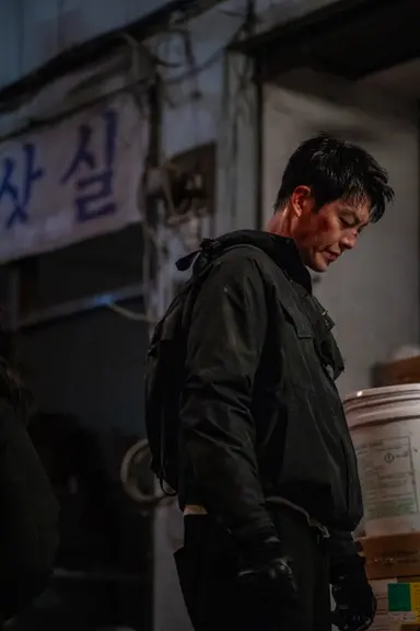 김우빈의 '무도실무관', 넷플릭스 글로벌 톱10 비영어 영화 1위 - 헤럴드 ...