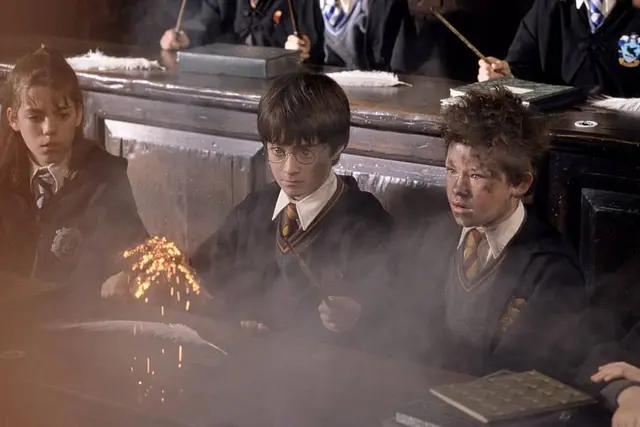 영화 해리 포터와 마법사의 돌 (Harry Potter And The Sorcerer's Stone) 리뷰, 출연진, 줄거리(결말포함), 평점, OTT