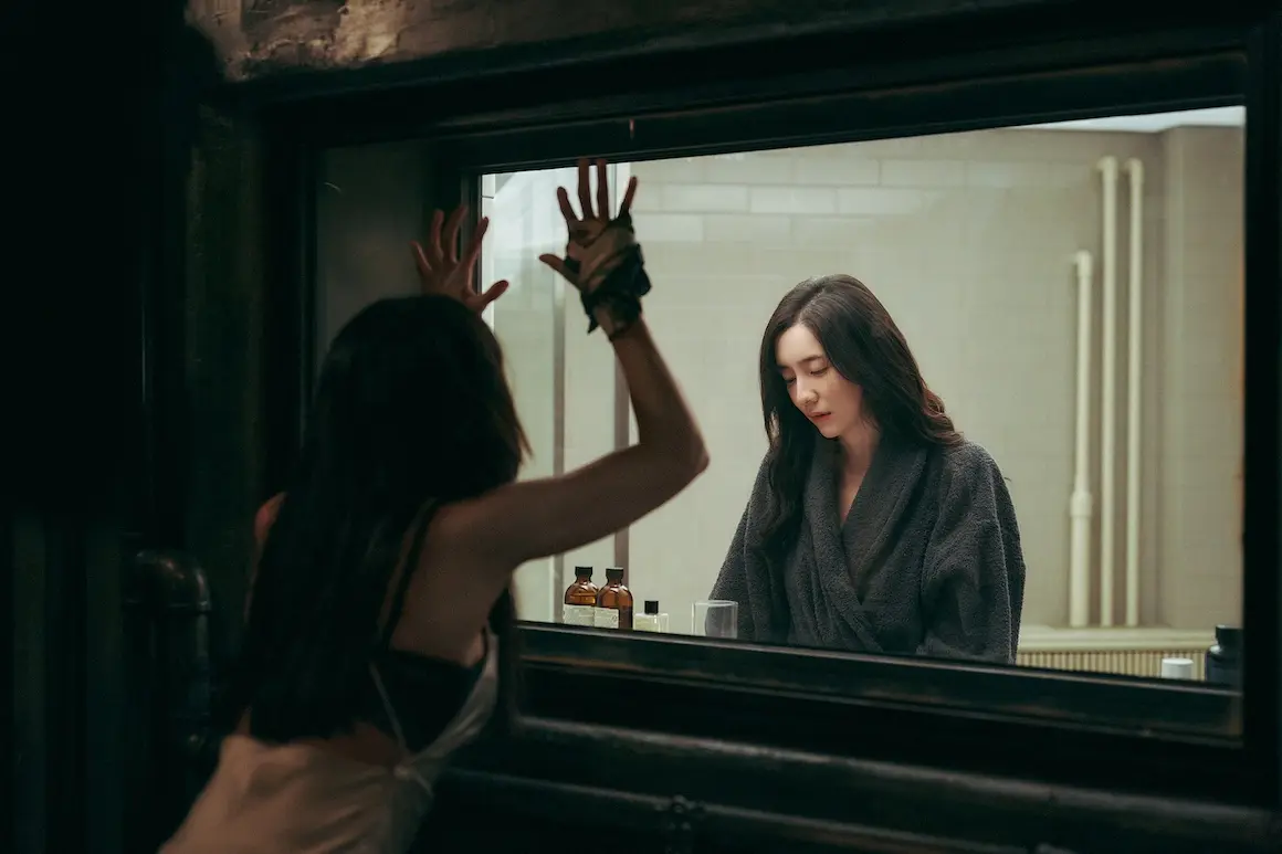 [최신 영화 리뷰] 히든페이스 (결말, 줄거리, 원작, 후기, 수위, 스포)
