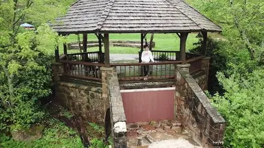 뉴트로 트렌드에 걸맞은 클래식 무비 제작기 - 머니투데이