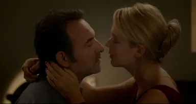 '업 포 러브' 40cm 아래 나타난 완벽남...이렇게 큰~ 사랑 본적 있나요 ...