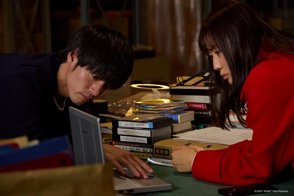 긴키 지방의 어느 장소에 대하여 - 욕심을 좀 더 버렸으면 어마어마했을 영화