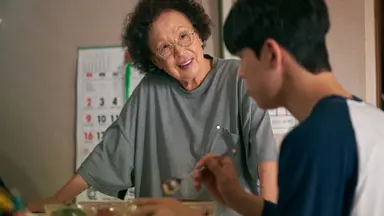 대안가족 판타지 그려낸 나문희·최우성의 '룸 쉐어링' | 연합뉴스