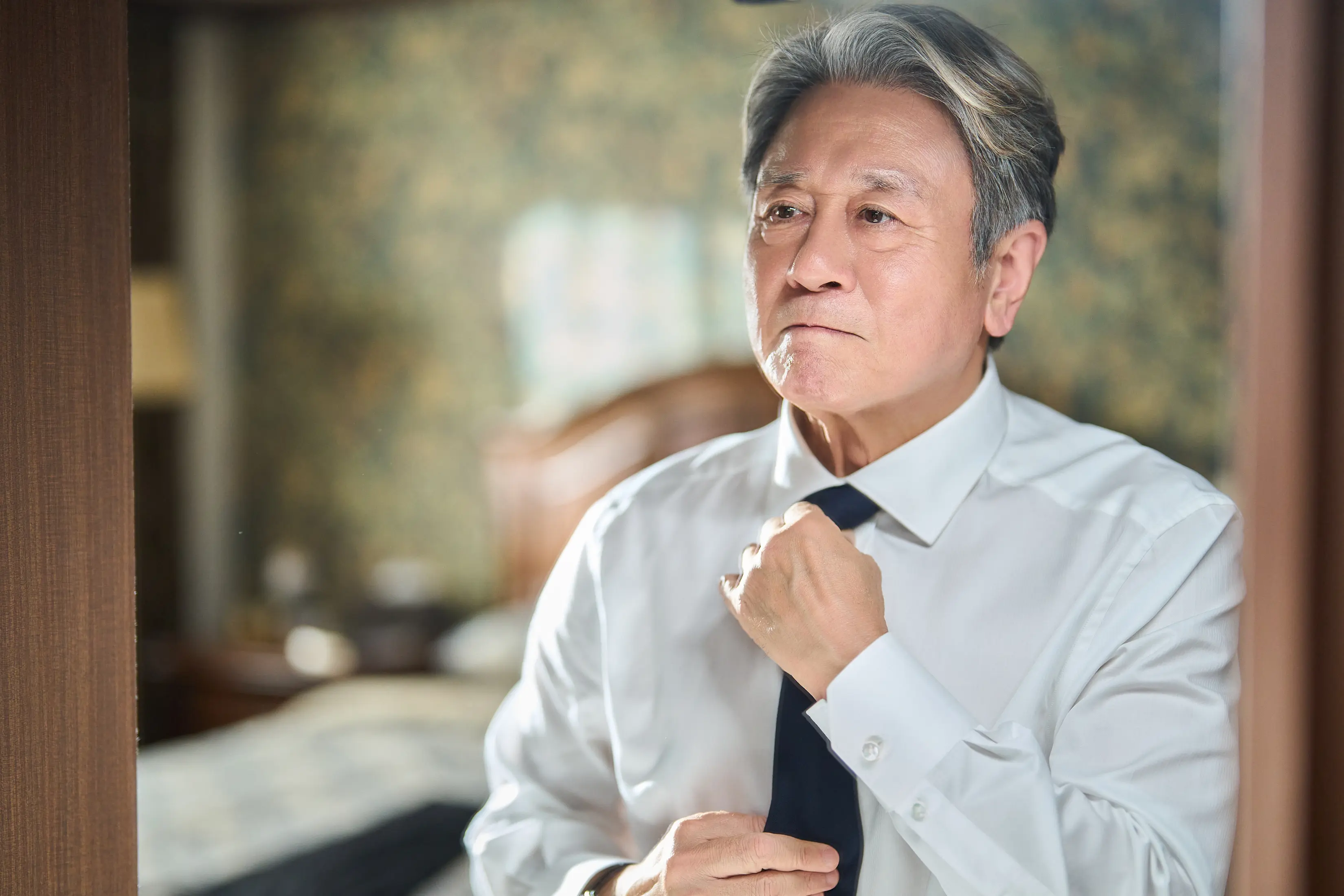 영화 인턴 관람평 원작보다 현실적이라 더 좋았던 결말