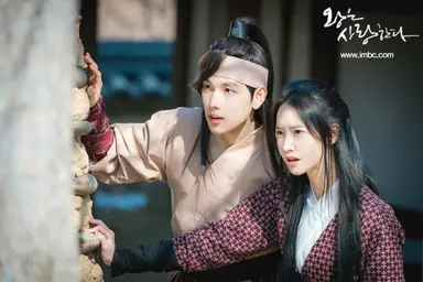 <왕은 사랑한다> 임시완-임윤아, 드라마는 심쿵! 메이킹은 더 심쿵?