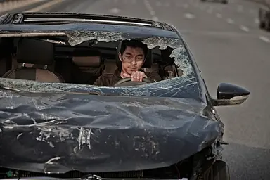 [그 영화 어때] '용의자', 인간병기 공유…관객도 '공유'할까 - 노컷뉴스