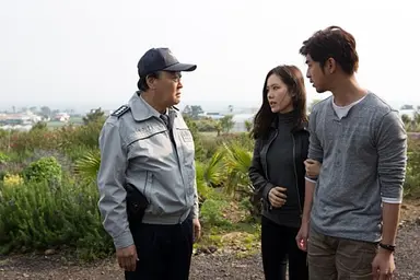[영화리뷰] 통쾌한 결말, 손예진X진백림의 케미…'나쁜놈은 죽는다 ...