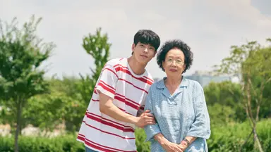 나문희X최우성 '룸 쉐어링' 6월 개봉[공식] - 스타투데이