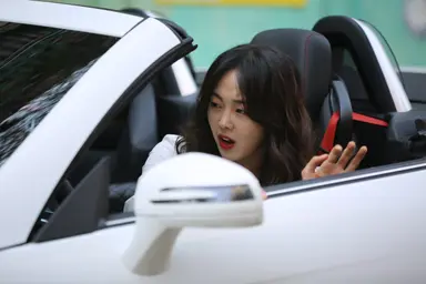 번아웃 온 금새록, 암 선고 이후…전 연인 류경수와 여행 떠나다 ...