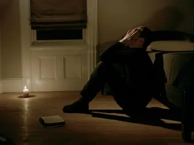 '세븐 베일즈' 아만다 사이프리드, 확 달라졌다…격정적 눈빛으로 파격 ...