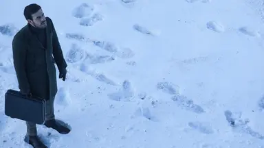 "관객을 속이는 스릴러" 영화 '인비저블 게스트' 화제 왜? : 네이트 연예