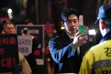 '노 웨이 아웃' 조진웅, 이쯤되면 명예 경찰…흉악범 지킨다[공식]