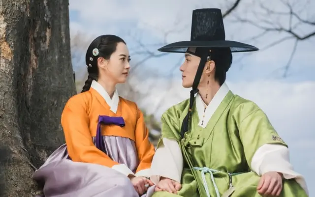춘화연애담 1화 [첫사랑] 등장인물 줄거리 : 사극 청불 수위 이정도가 기본이야?