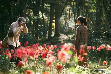 [리뷰]'나는 나대로 혼자서 간다'…체념과 긍정 사이 : 네이트 연예