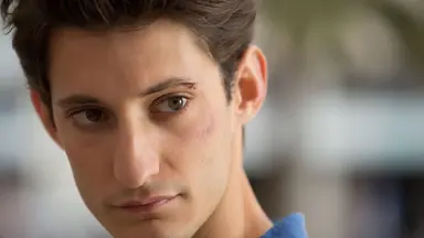 스릴러 영화 '완벽한 거짓말' 메인 예고편 공개