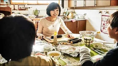 김윤진 복귀작 '시간위의 집', 옥택연·조재윤 캐스팅 : 네이트 연예