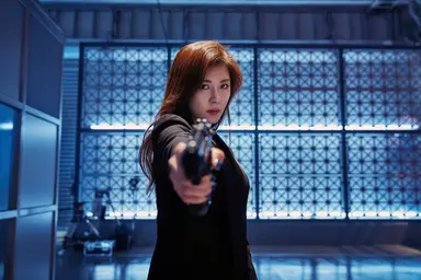 '맨헌트' 하지원X후쿠야마 마사하루X장한위, '3캐릭' 메인 포스터 공개 ...