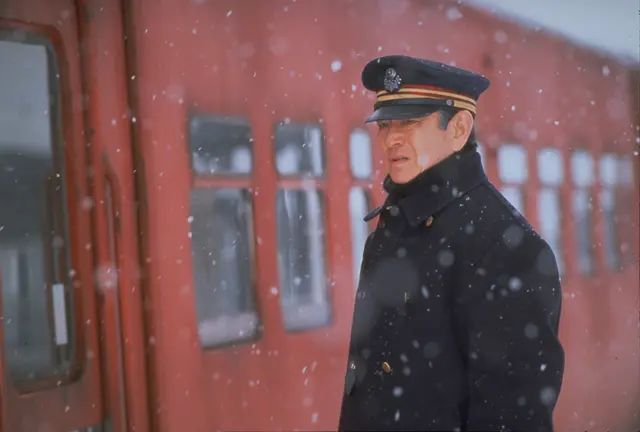 영화 철도원 (鉄道員, 1999) 정보, 줄거리, 결말, 등장인물, 감상후기 - 타카쿠라 켄, 오타케 시노부, 고바야시 넨지, 히로스에 료코 주연의 감동 드라마