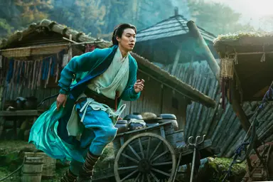 [포토]'외계인2' 류준열, 얼치기 도사 무륵 : 네이트 연예
