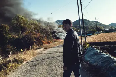 의리와 인연 빛난 정진영 감독 영화 '사라진 시간'…조진웅은 '노개런티 ...