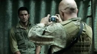 '스트라이크백: 대테러진압팀', 쏟아지는 미드 속에 눈길 사로잡는 액션 ...