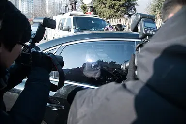 이광수, 영화 '돌연변이'로 스크린 컴백…박보영과 호흡 | YTN