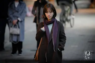 퀴즈노스, 한지민·정해인 주연 드라마 '봄밤' 지원 : 네이트 뉴스