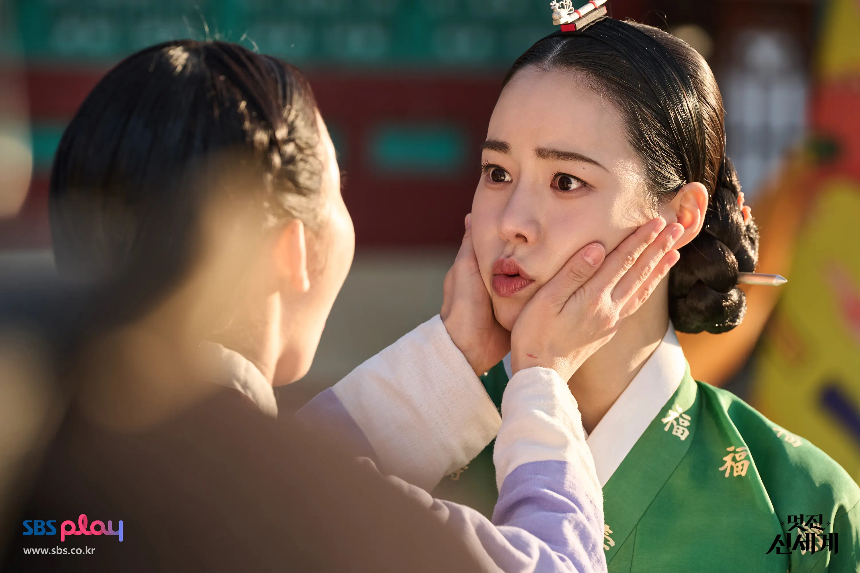 멋진 신세계 2화 2회 줄거리 리뷰 임지연 허남준 "300년 전생 인연의 정체" 넷플릭스 1위 드라마 등극