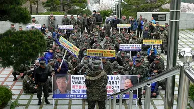 영화, '기억 전쟁'의 최전선에 서다