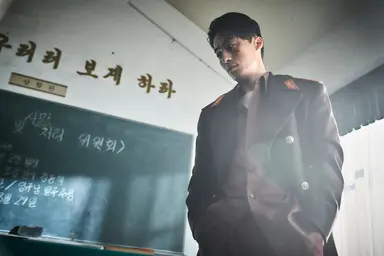 이제훈 “간절하면 목숨 걸고 나가는 게 인간” … 구교환 “남의 꿈 막는 ...