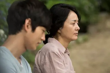 <환절기> 배종옥, 2018년 여성 원톱 영화 첫 주자!