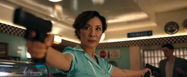 '건파우더: 밀크셰이크' 카렌 길런 & 안젤라 바셋, MCU 밖 스파클링 ...