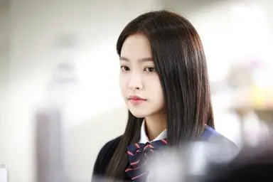 레드벨벳 예리, 파란 하늘 속 청량미…'블루버스데이' 촬영 인증샷 ...