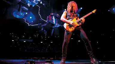 '메탈리카 스루 더 네버' 테슬라코일-도리스 거대스케일 무대 화제 ...