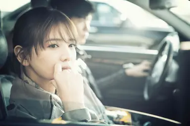 영화 '황제를 위하여'서 열연한 배우 이민기 : 네이트 연예