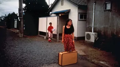 <쏘아올린 불꽃, 밑에서 볼까? 옆에서 볼까? > 1차 포스터&예고편 공개!