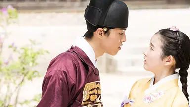 수목드라마 '7일의 왕비' 박민영, 일상 속 더 빛나는 미모…조명 필요 ...