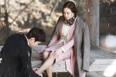 배우 문채원, '그날의 분위기' 철벽녀 미구하라 팀장 역 맡아 다양한 ...