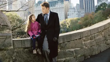 [새영화―저지걸] ''''널 키우느라 수절''''… ''''한눈팔면 안돼'''' - 노컷뉴스