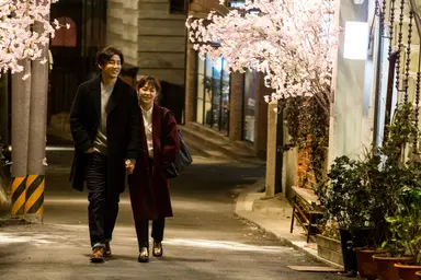 극적인 하룻밤 한예리, 윤계상과 '심쿵' 스킨십 3단계 | 중앙일보