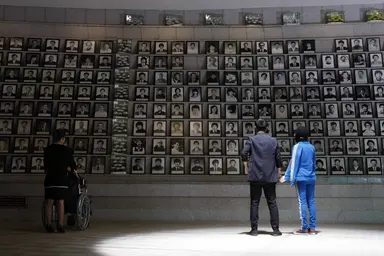 <26년>의 배우 진구, 그의 진가 알릴 때가 왔다 : 네이트 뉴스