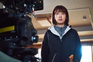 유아인·박신혜 영화 '#살아있다', 모바일 예고편 공개 : 네이트 연예