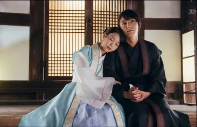 [월화드라마] '달의 연인-보보경심 려' 이준기, 이지은 유골함 들고 눈물 ...