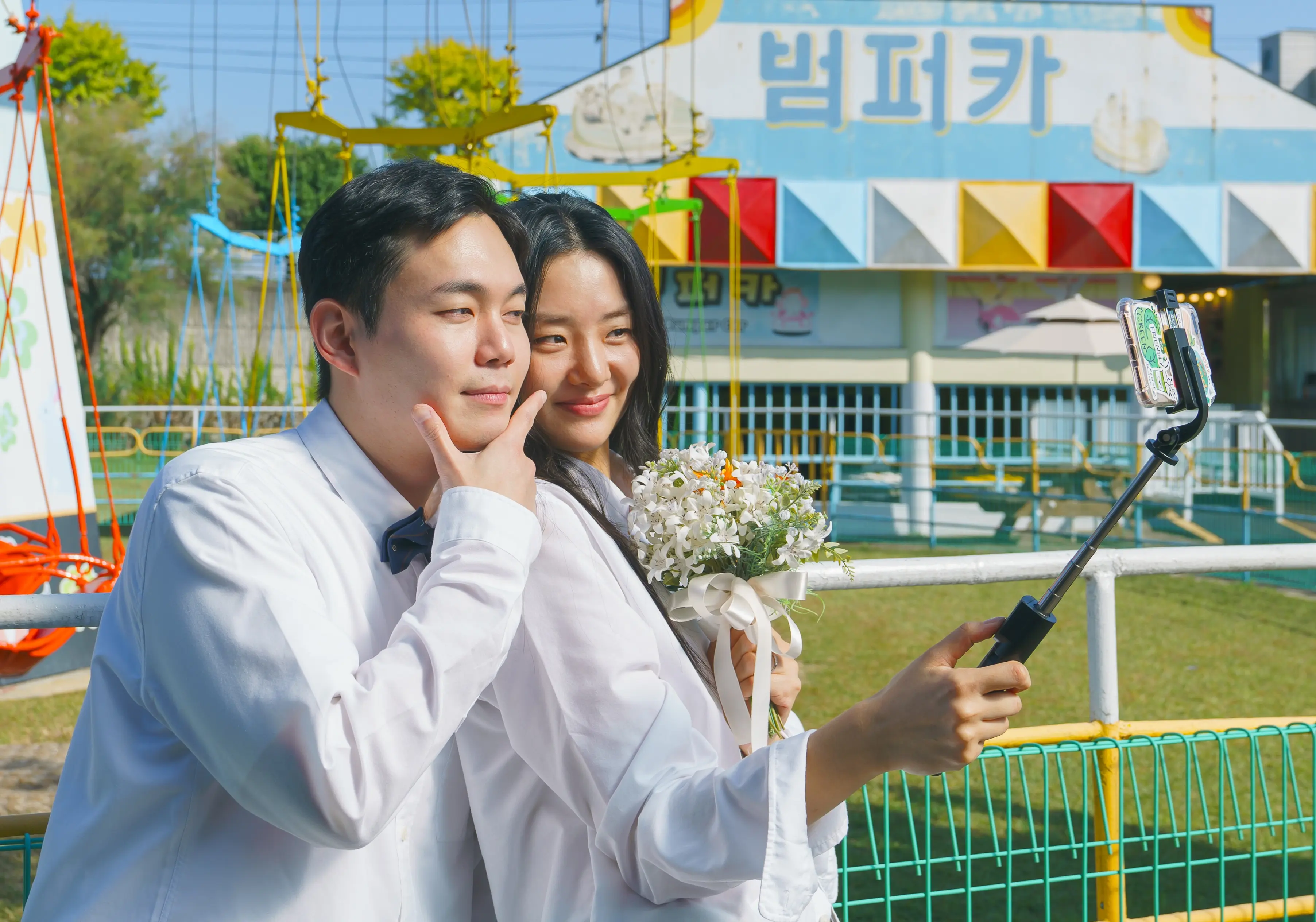 영화 <비밀일 수밖에> 말하지 못한 감정이 남긴 흔적 / 정보 출연진 평점 줄거리 결말 리뷰