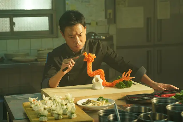 영화 <보스> 리뷰 * 추석맞이 조폭 코미디의 귀환, 기대를 뛰어넘기엔 역시나...