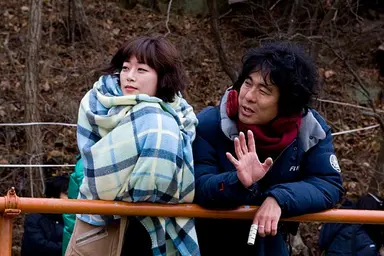 '12월의 신부' 김효진, 2년 전 찍은 영화 '창피해' 12월 개봉 : 네이트 연예