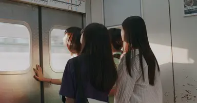 세상의 끝을 찾아 나선 14살 소녀들…영화 '종착역' | 연합뉴스