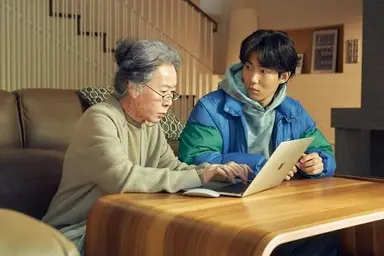 윤여정의 반려견 찾아 삼만리…반려인이라면 누구나 애틋할 '도그 ...