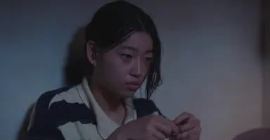 '열아홉' 6월 개봉, 경계에 선 소녀의 위태로운 홀로서기 : 네이트 뉴스