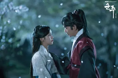 수목드라마 '군주-가면의 주인' 유승호, 강렬 카리스마→무장해제 ...